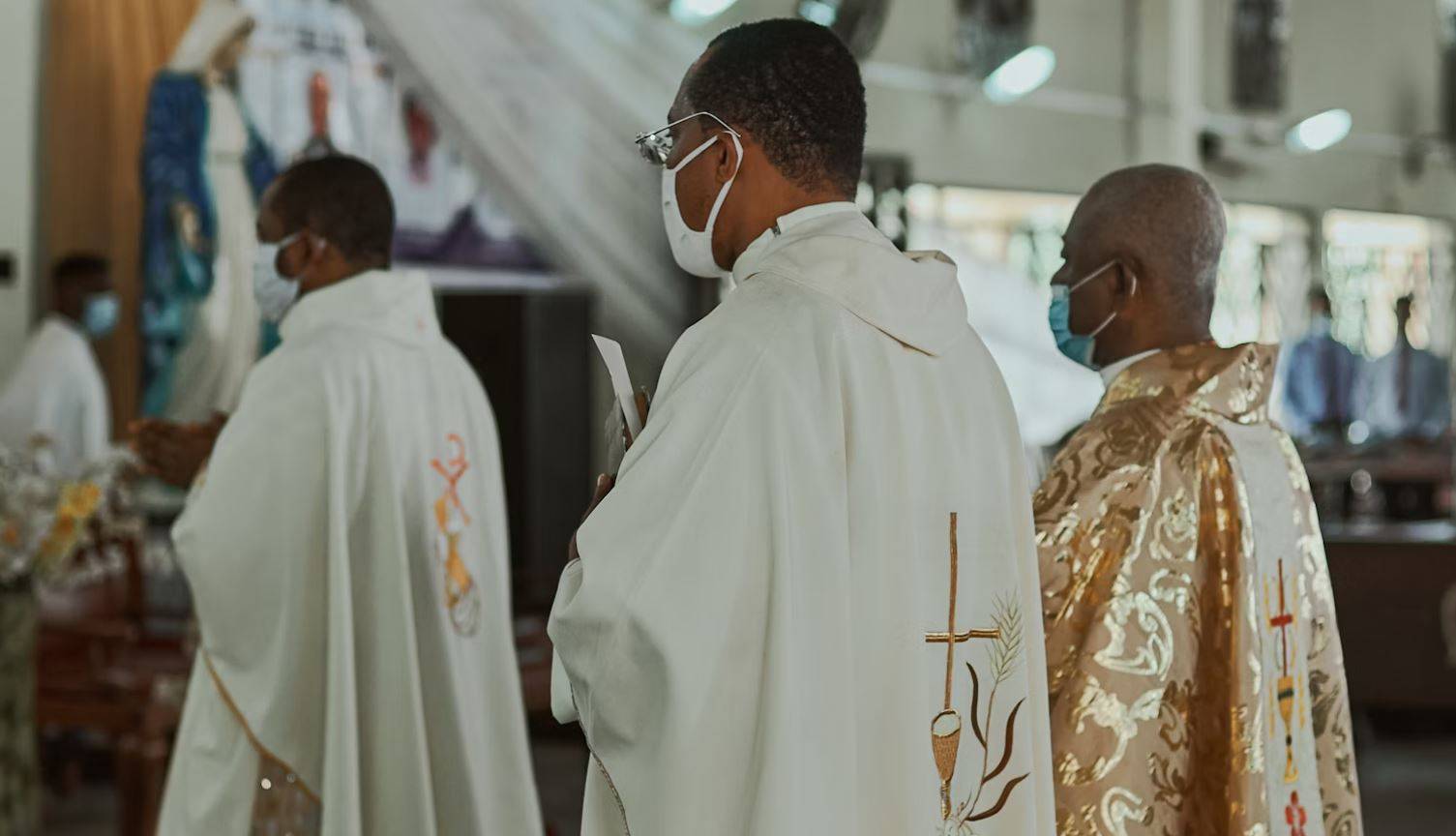 Catholic priests in Nigeria. (Credit: Unsplash.)