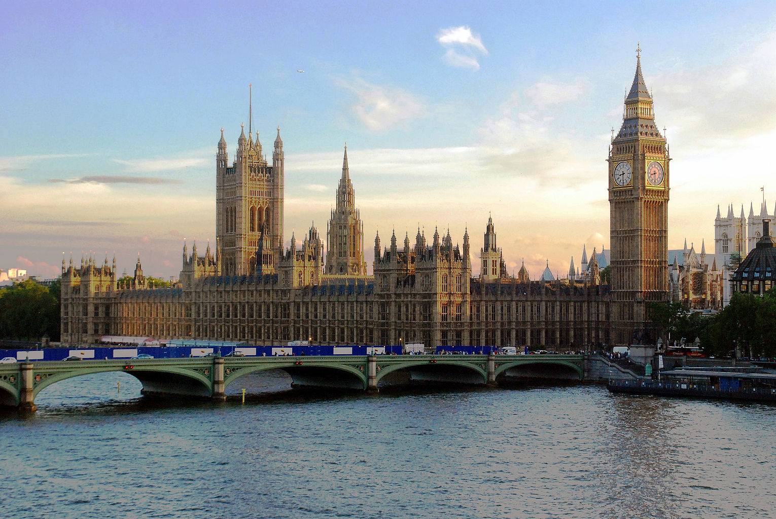 Parliament of the United Kingdom in London. (Credit: Wikipedia.)