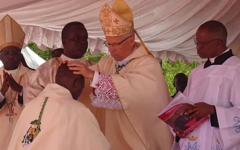 Archbishop Hubertus van Megen at the ordination of Bishop George Muthaka in Garissa on May 7, 2024. The nuncio ordained Bishop John Kiplimo Lelei, the new auxiliary of Kenya’s Diocese of Eldoret, on May 25. (Credit: Garissa Diocese.)