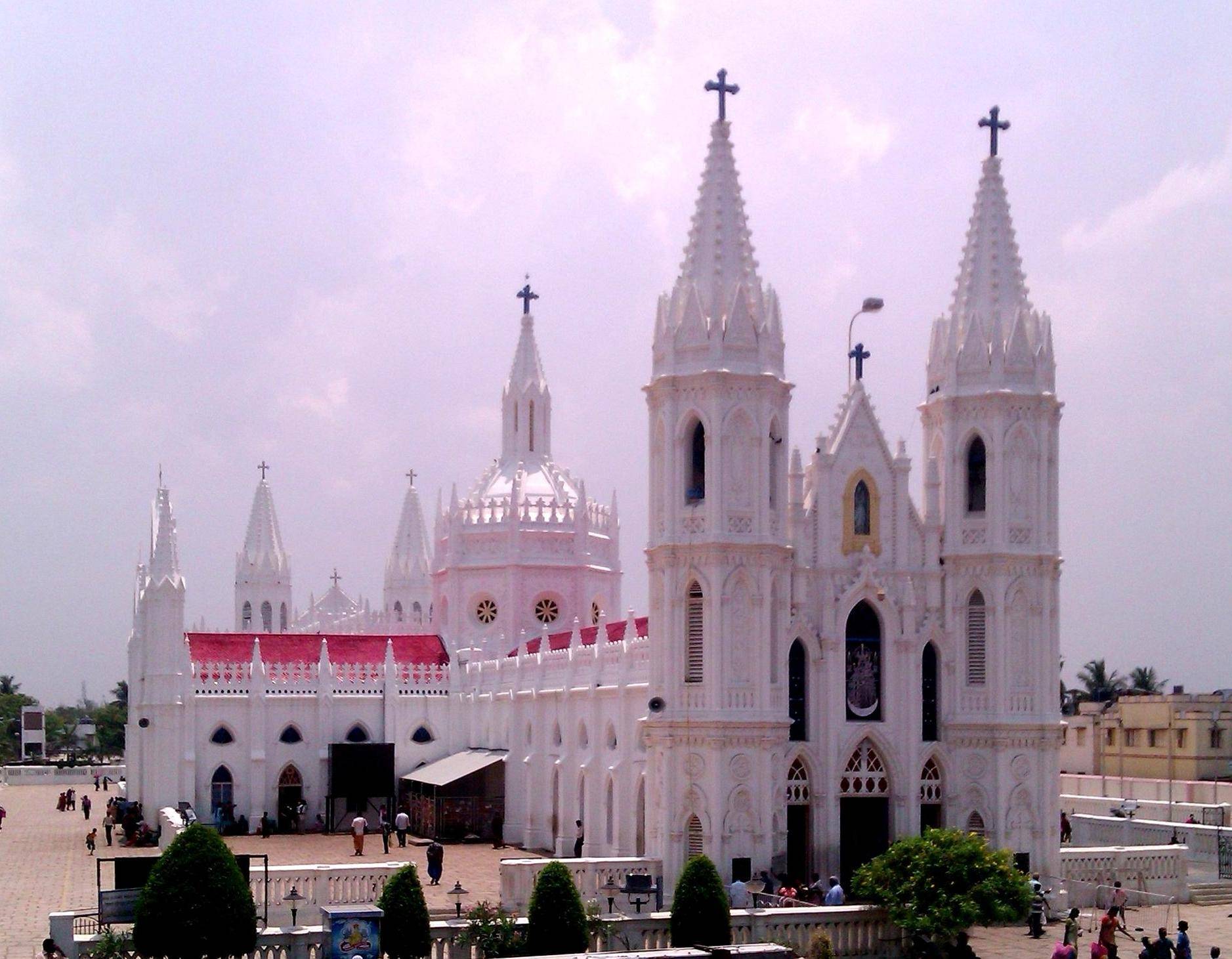 Basilica of Our Lady of Good Health in Velankanni, India. (Credit: Wikipedia.)