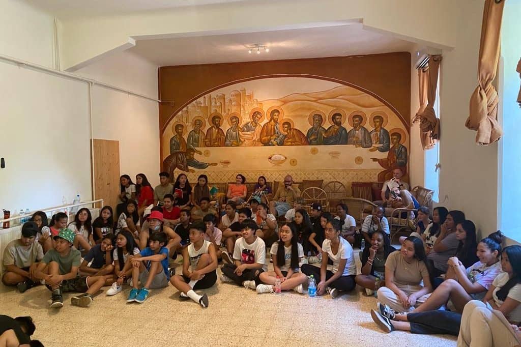 A summer camp for children at the Saint James Vicariate for Hebrew Speaking Catholics in Israel in 2021. (Credit: Aid to the Church in Need.)