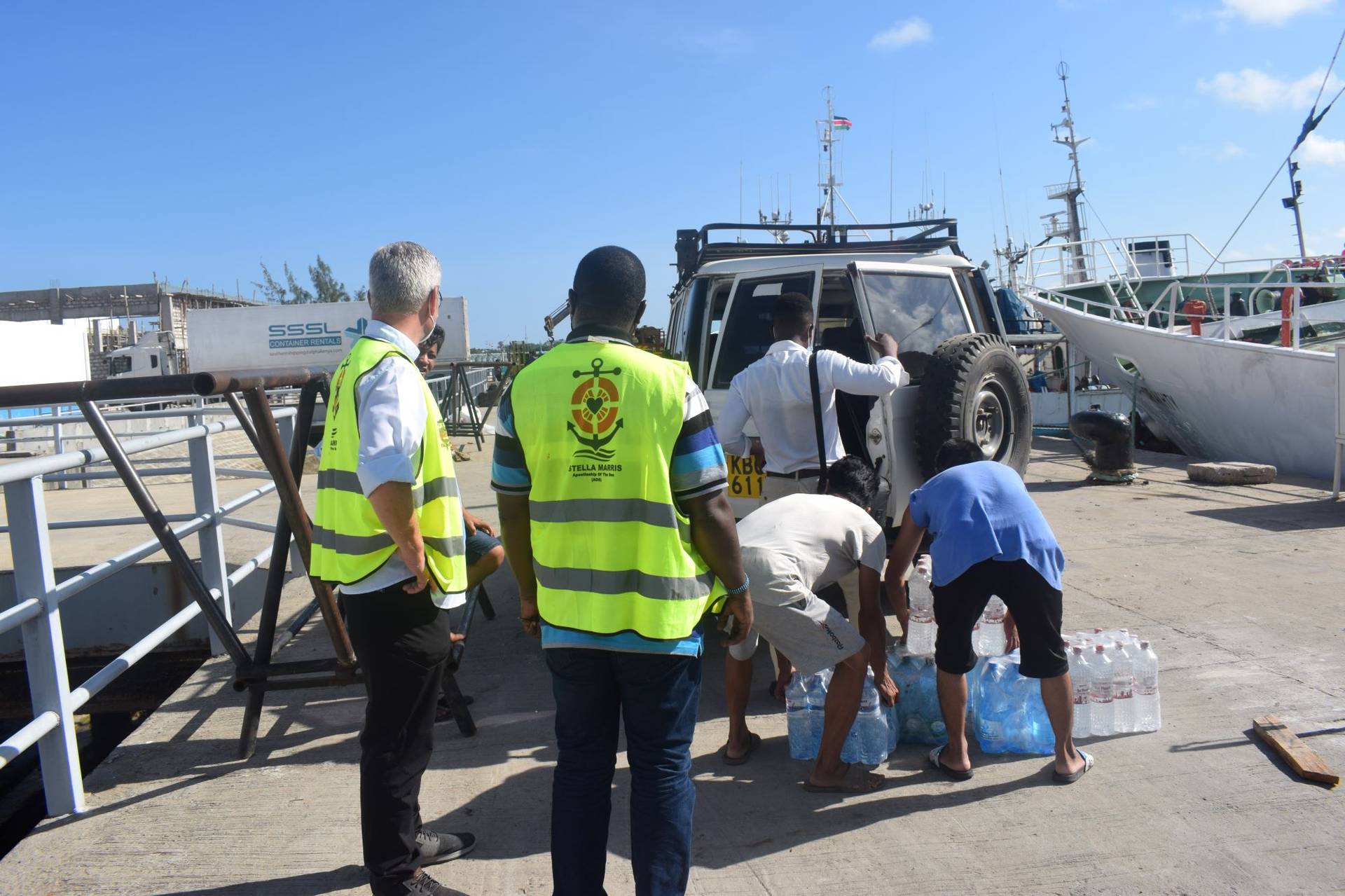 Members of Stella Maris give aid to abandoned seafarers in Kenya. (Credit: Stella Maris.)