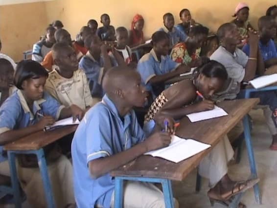 High school students at a school in Mali. (Credit: Wikimedia.)