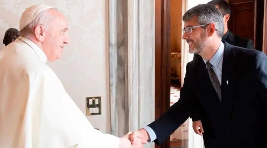 Pope Francis greets José David Correa González, superior general of the Sodalitium Christianae Vitae, at the Vatican, on Oct. 30, 2021. (Credit: Vatican Media.)