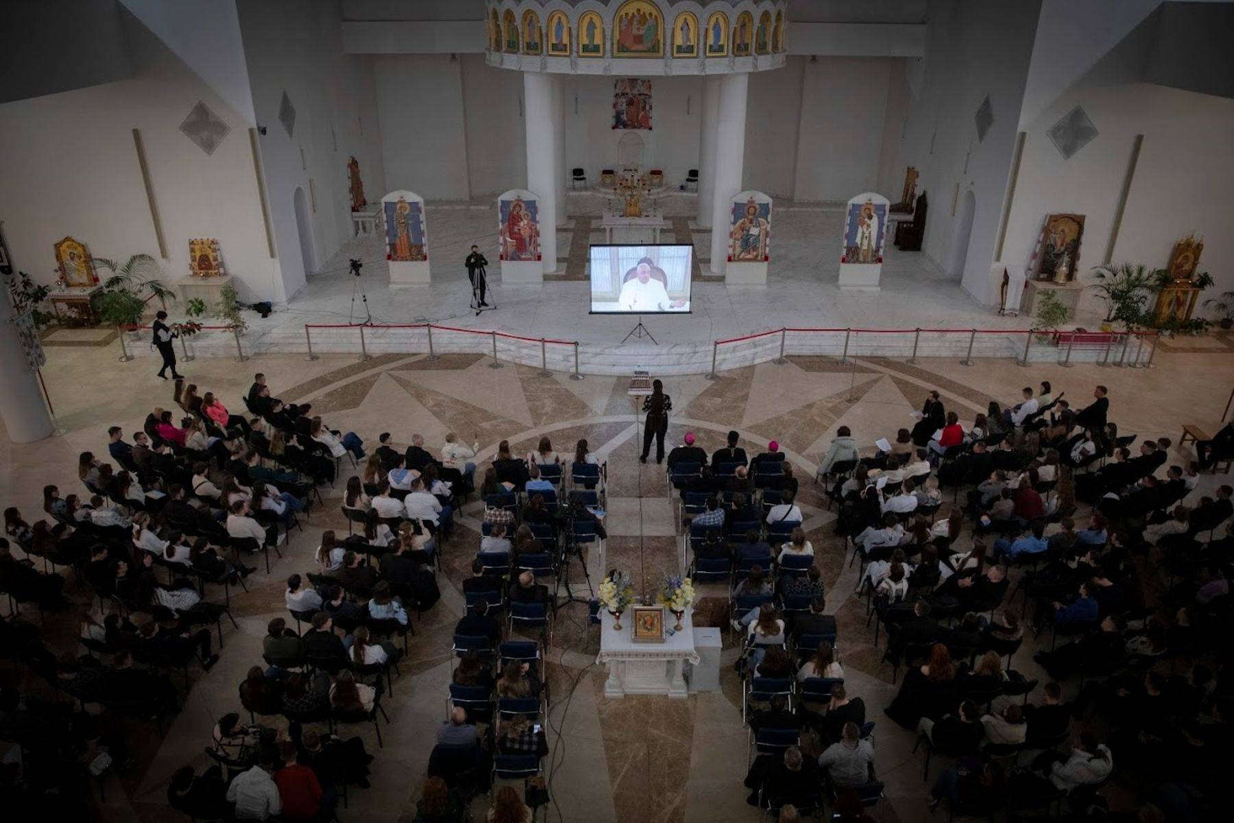 Ukrainian young people look at a video from Pope Francis on Feb. 1, 2025. (Credit: Ukrainian Greek Catholic Church.)