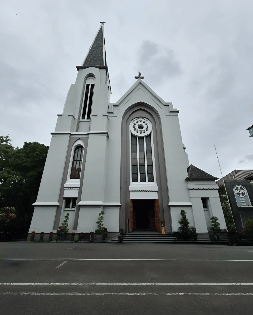 Cathedral of St Peter in Bandung, Indonesia. (Credit: Wikimedia.)