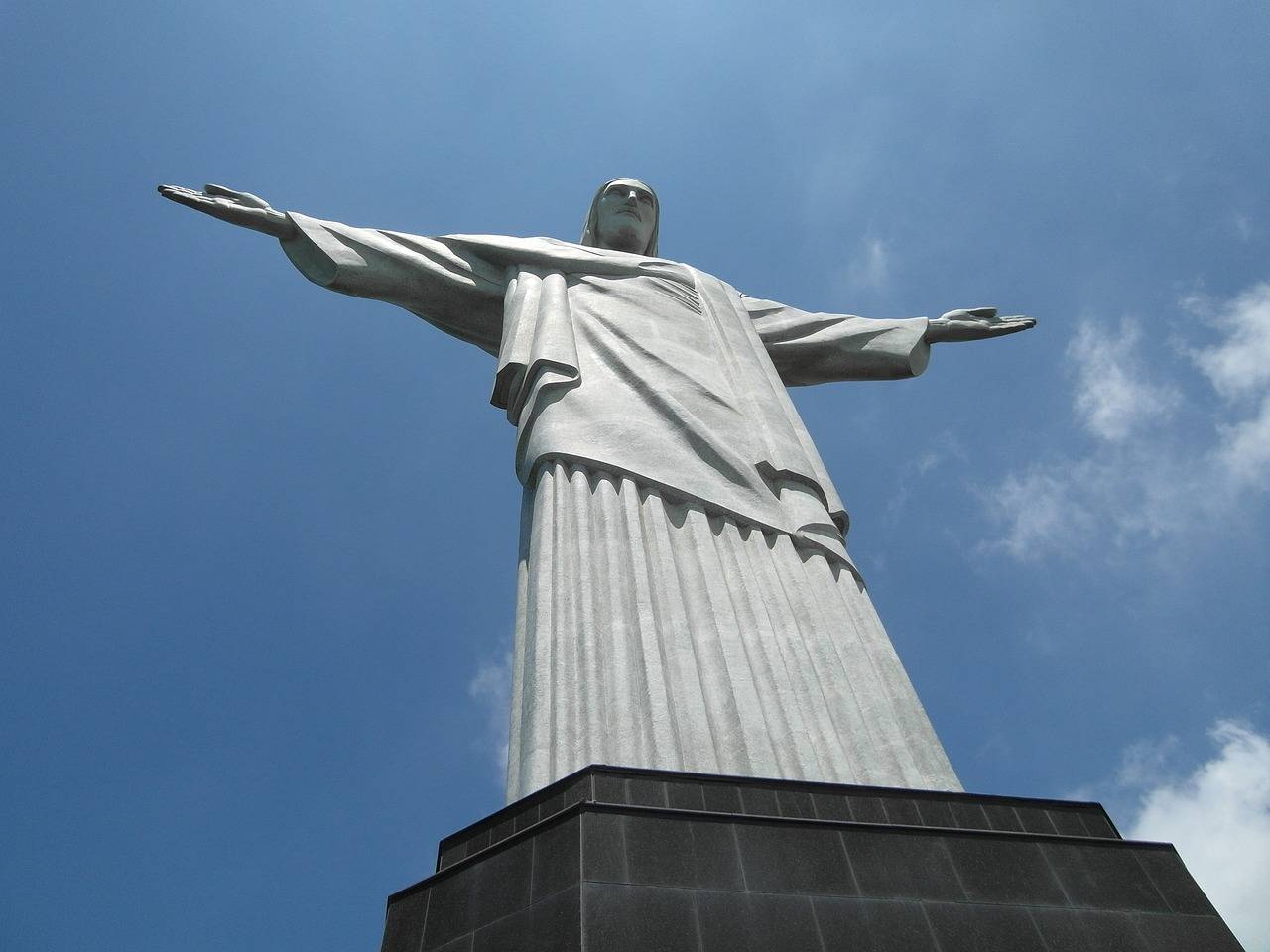 Christ the Redeemer monument in Rio de Janeiro, Brazil. (Credit: Pixabay.)