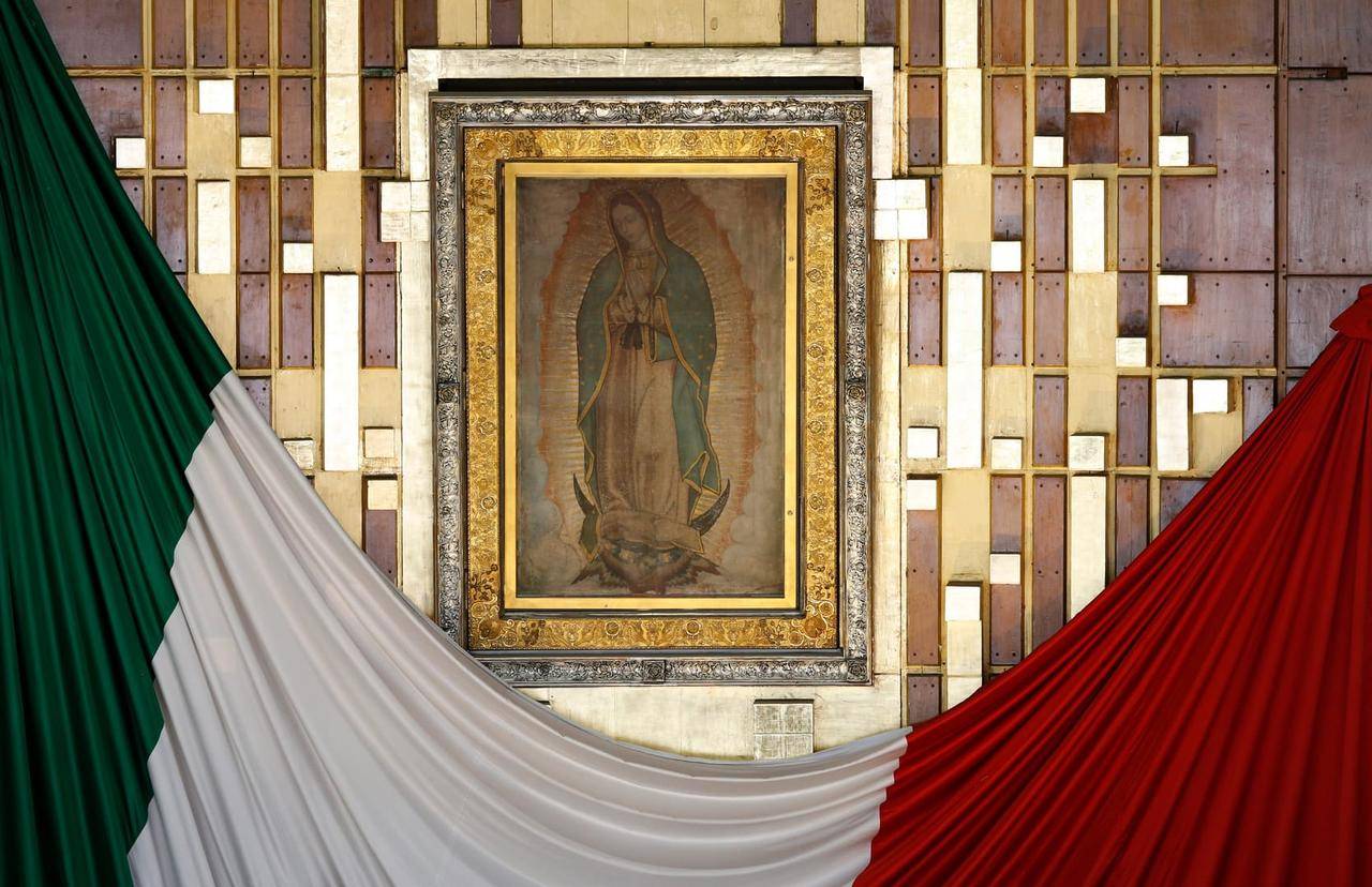 The original image of Our Lady of Guadalupe impressed on the cloak of St. Juan Diego is seen in the basilica in Mexico City Feb. 13, 2016. (Credit: CNS photo/Paul Haring.)