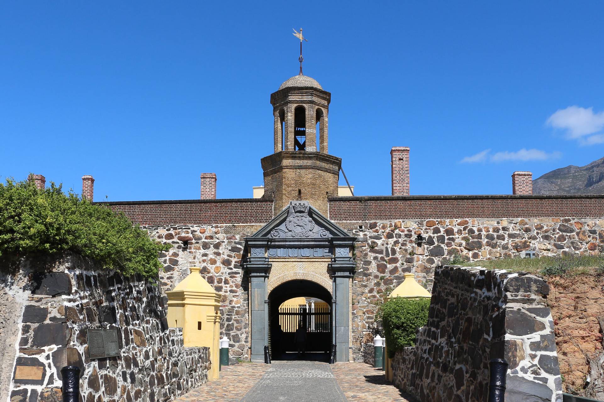 Entrance of Castle of Good Hope in Cape Town, South Africa. (Credit: Wikimedia.)