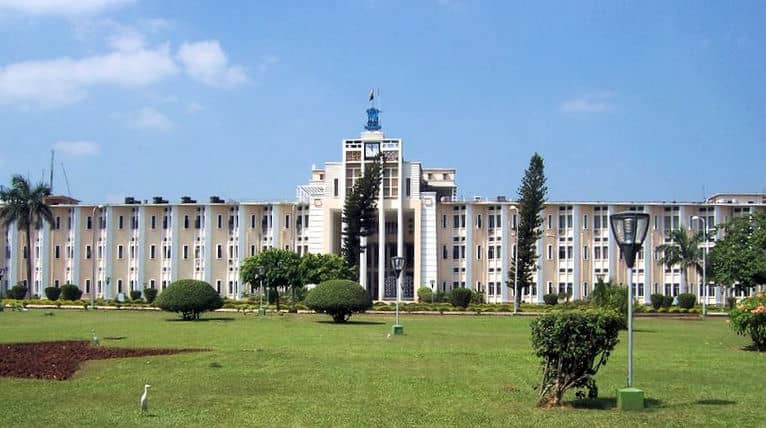 Odisha State Secretariat at Bhubaneswar, India. (Credit: Wikimedia.)