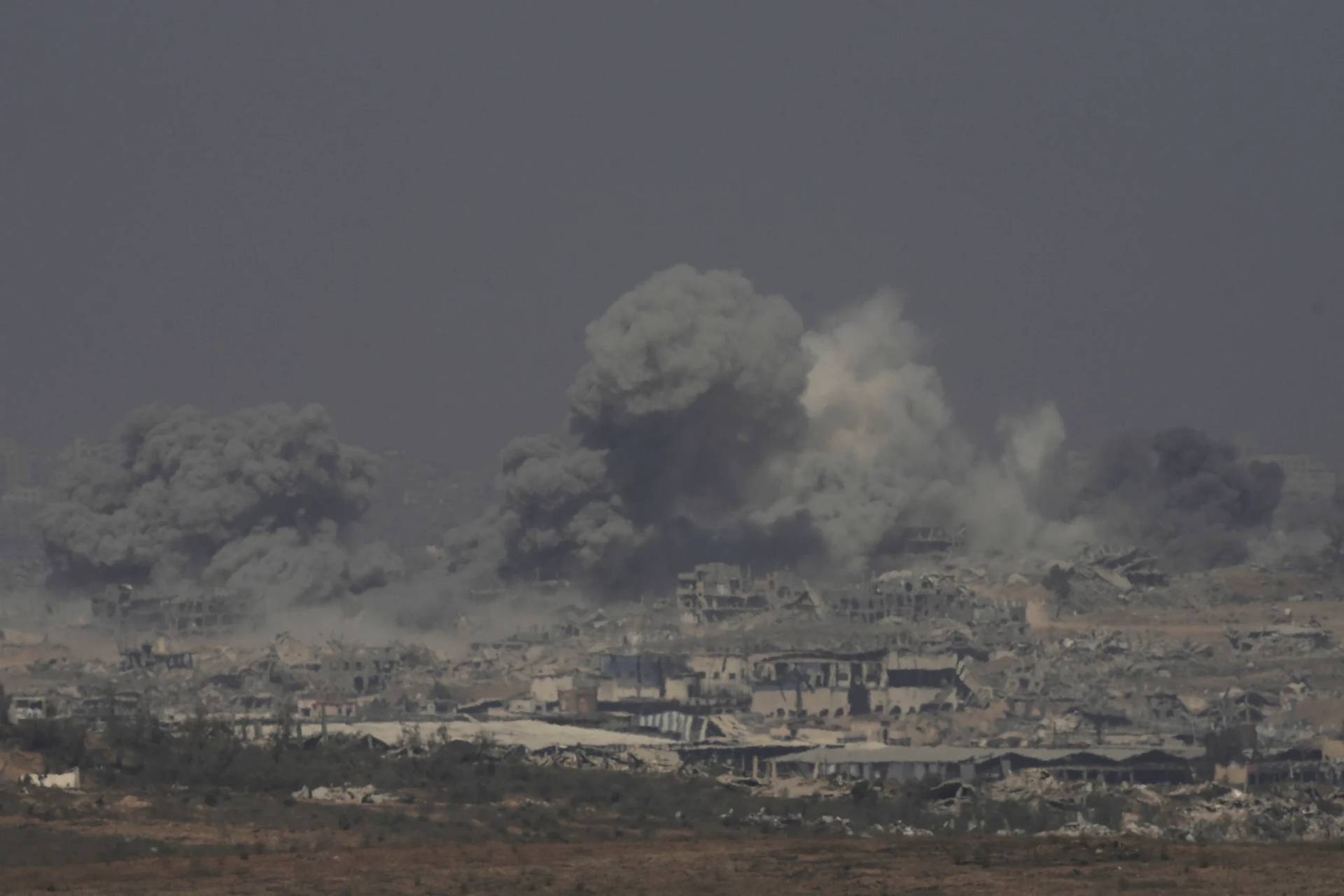 Smoke rises from an explosion in the northern Gaza Strip, as seen from southern Israel Sunday, July 27, 2025. (Credit: Ohad Zwigenberg/AP.)