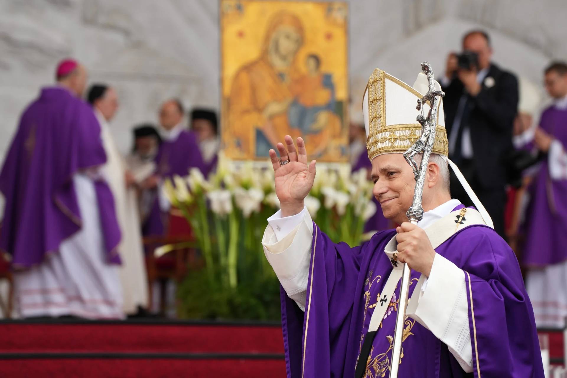 Pope Leo XIV arrives to celebrate Mass at Beirut’s waterfront. (Credit: Domenico Stinellis/AP.)