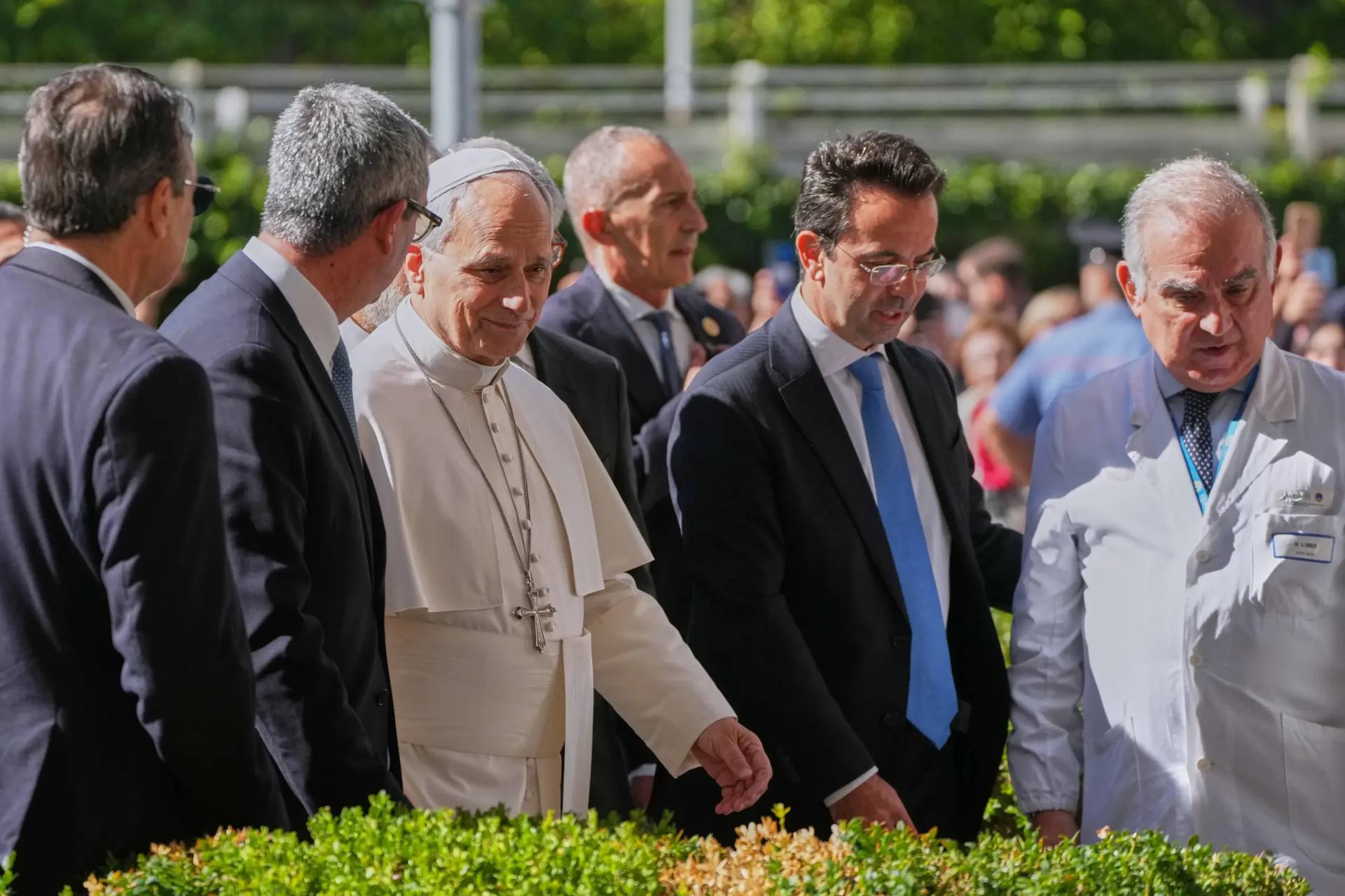 Pope Leo XIV arrives at the Agostino Gemelli Polyclinic in Rome, Tuesday, Oct. 13, 2026, where he’s expected to be operated to remove a lung nodule. (Credit: Gregorio Borgia/AP.)