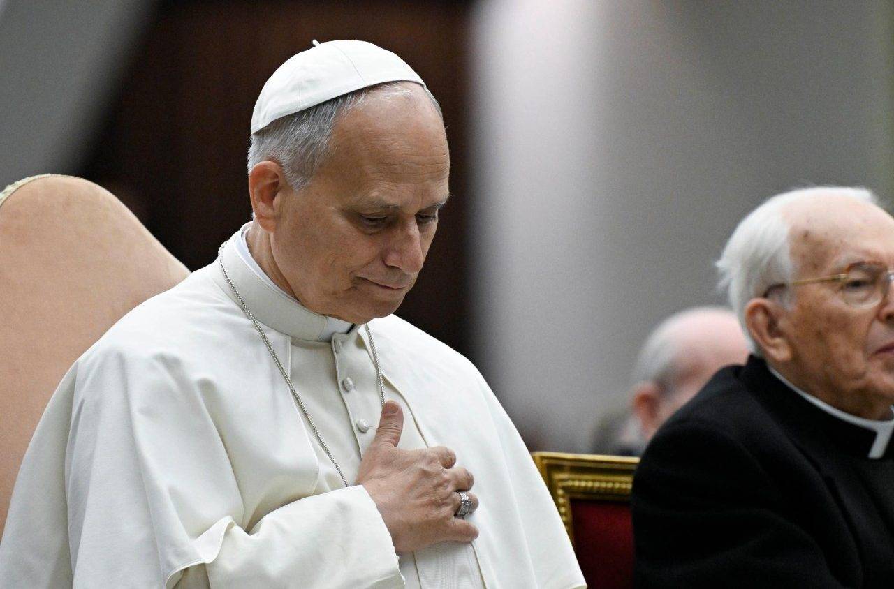 File photo of Pope Leo XIV in prayer. (Credit: Vatican Media.)