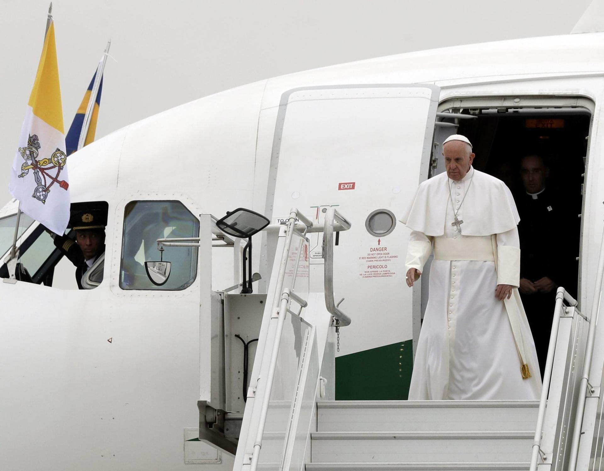 Francis could visit Myanmar and Bangladesh in late November