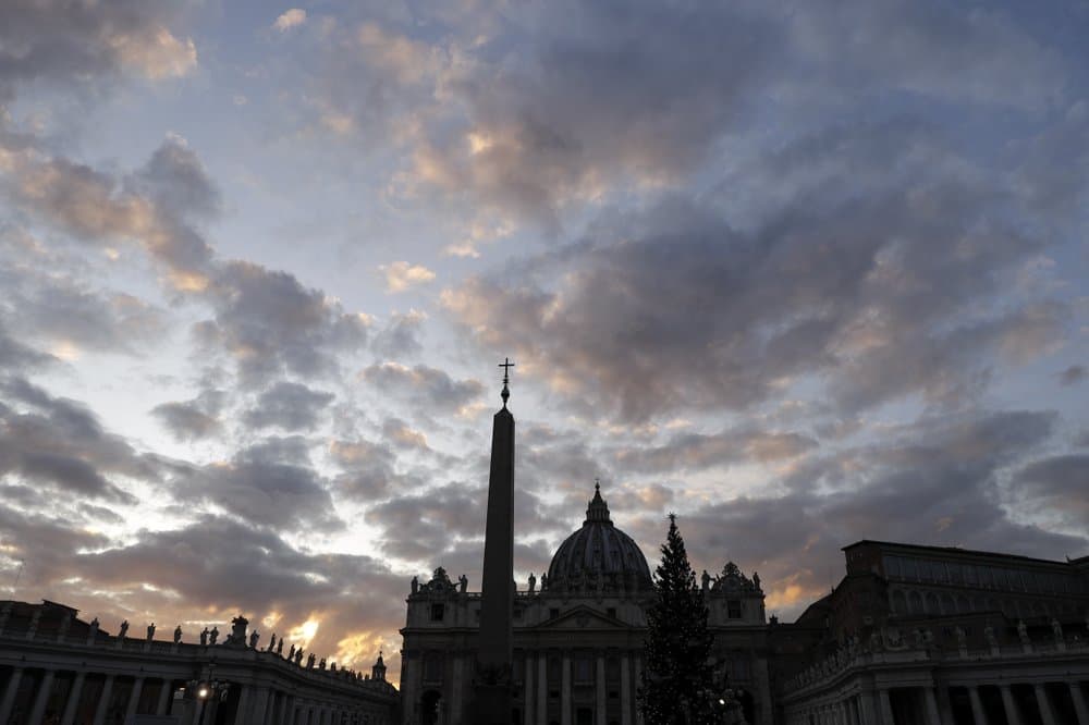 Vatican prosecutors seize data from St. Peter’s Basilica
