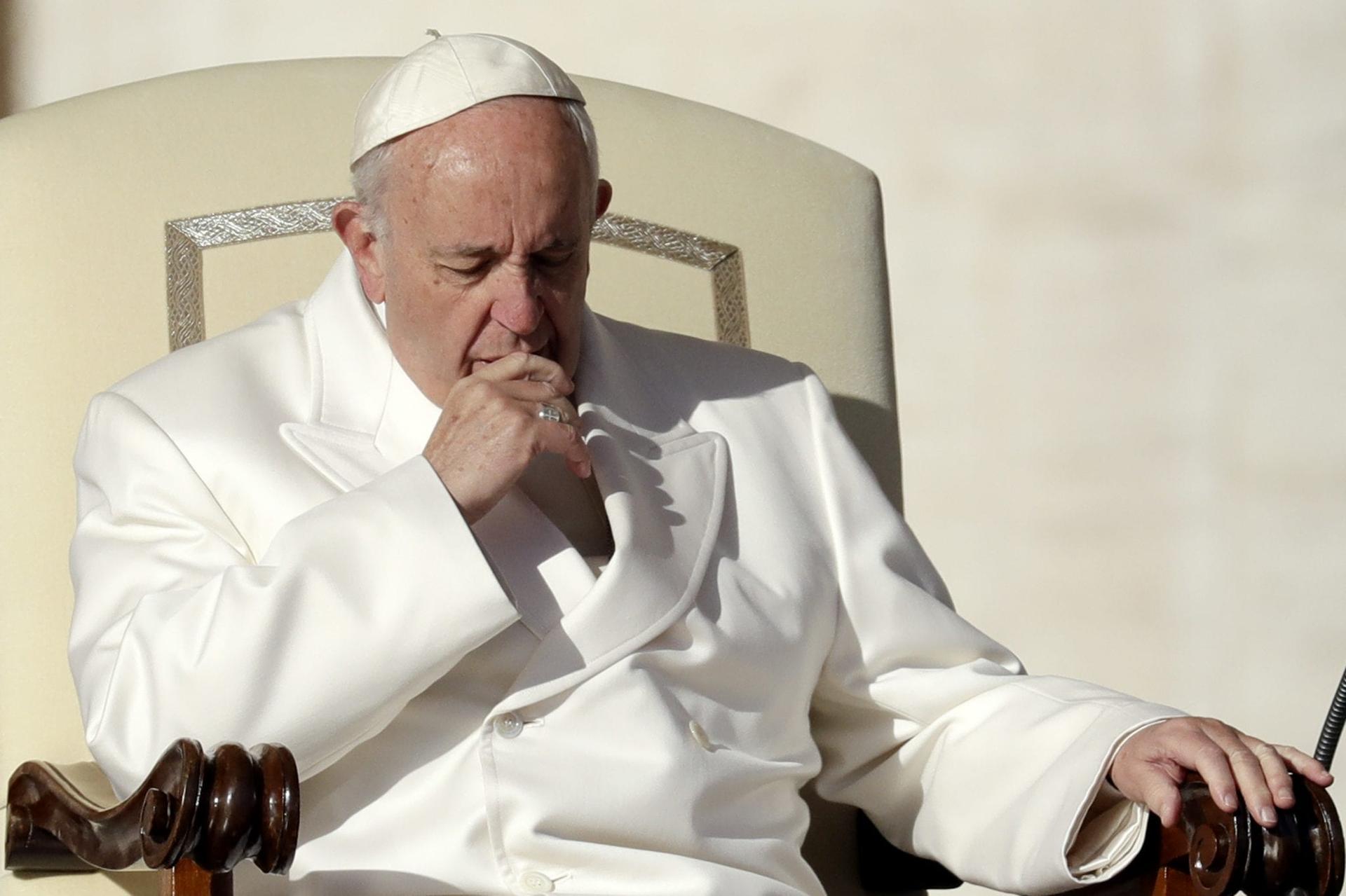 Euthanasia stems from reducing life to “efficiency and productivity,” pope says
