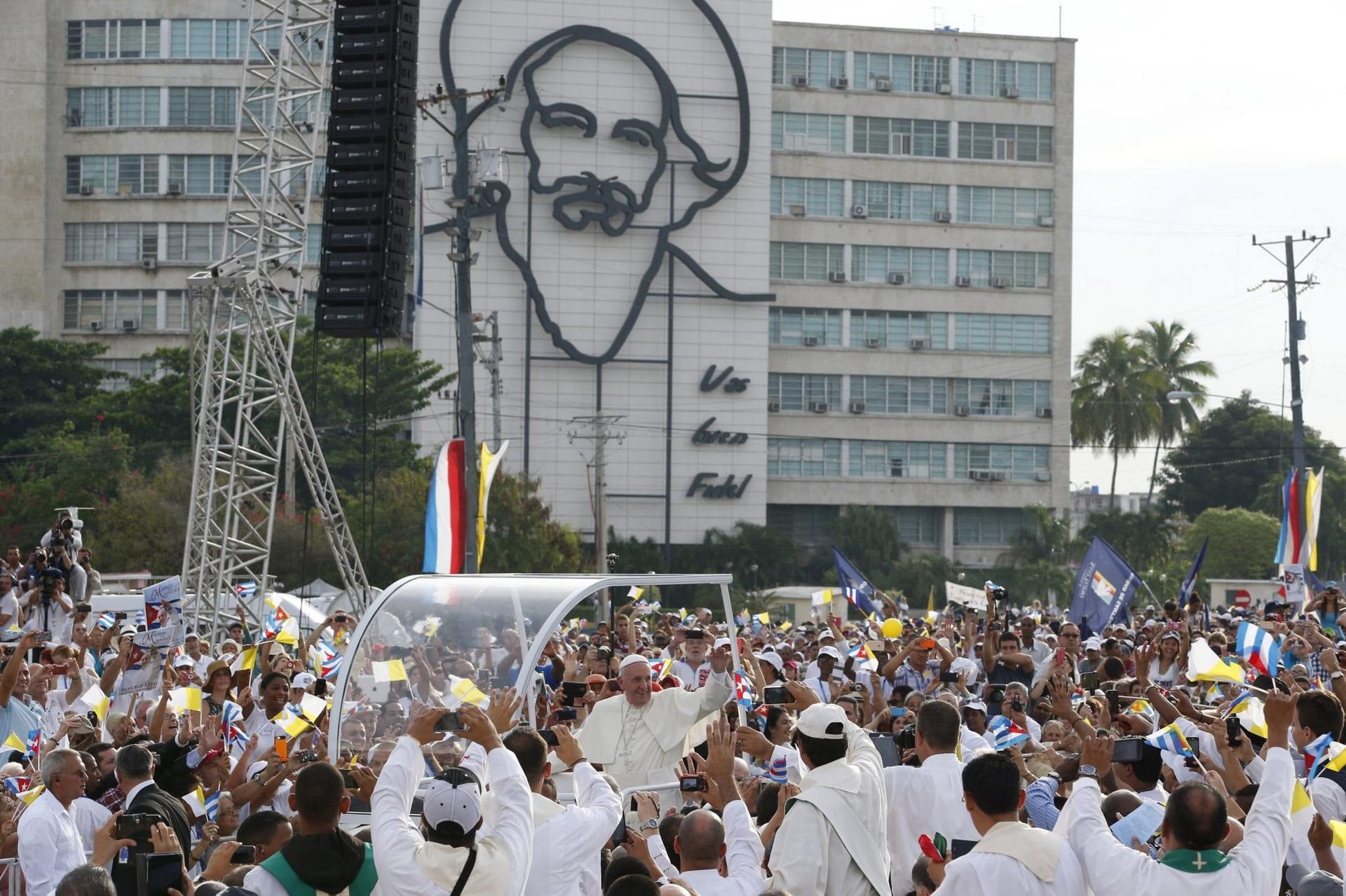 One year ago Francis went to build the new Cuba, ‘capital of unity’