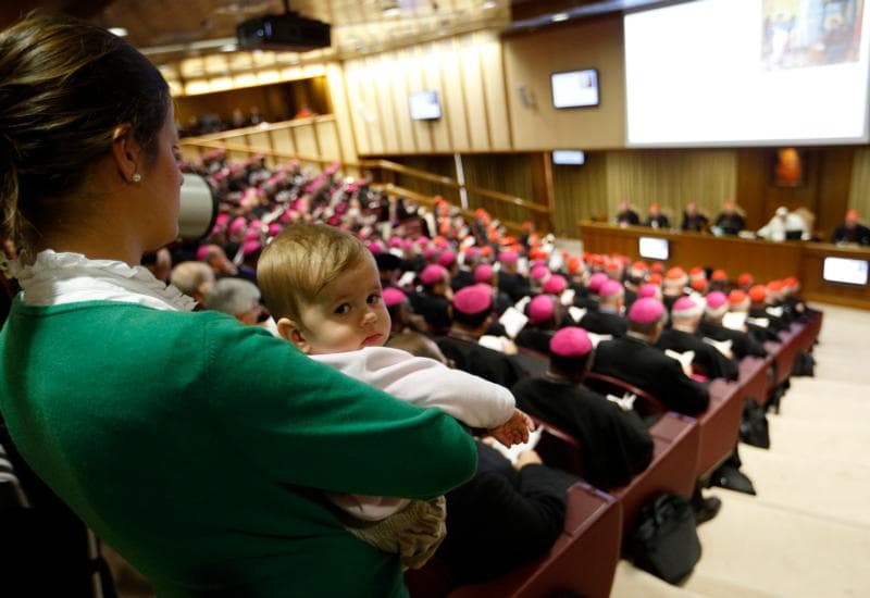 Calls grow for ‘extraordinary synod’ in response to abuse crisis