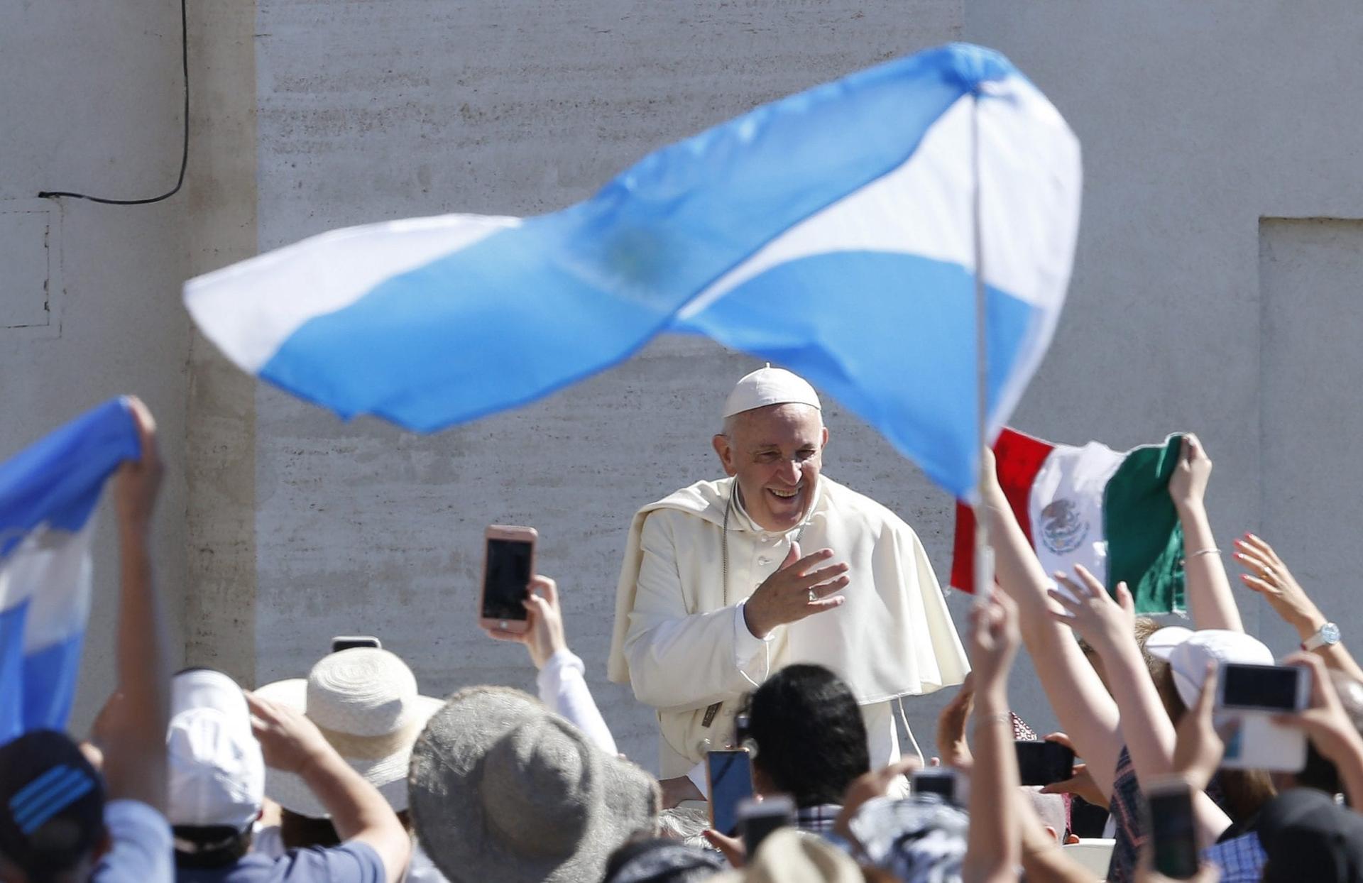 ‘Francis effect’ in Argentina’s alternate reality a mix of light and shadows