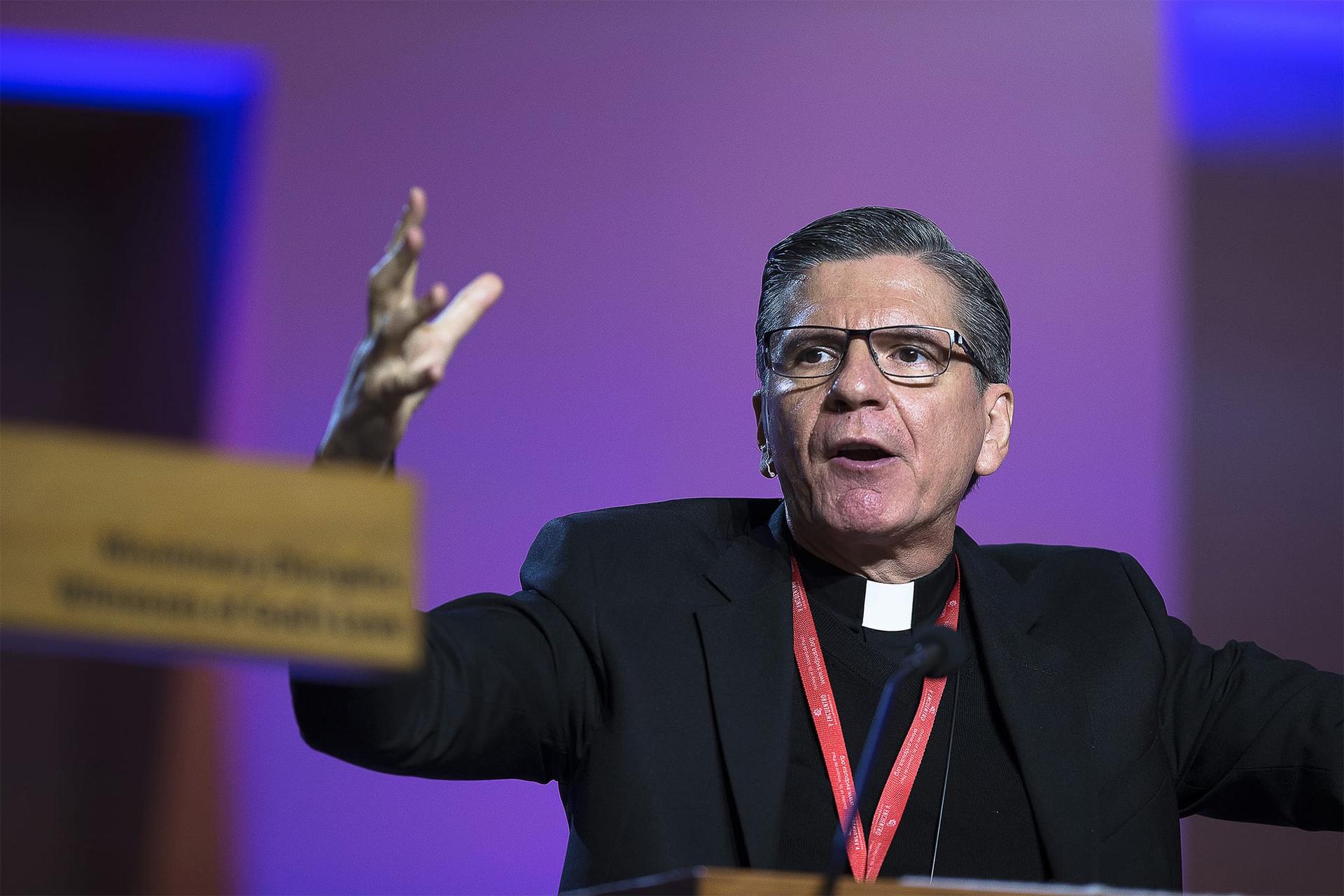 Texas prelate walks back criticism of Trump after shootings