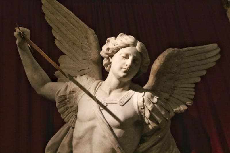 Prayer to St. Michael makes resurgence in response to abuse crisis