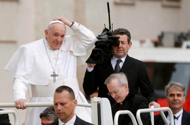 Pope praises service of Italian missionary sister in Africa
