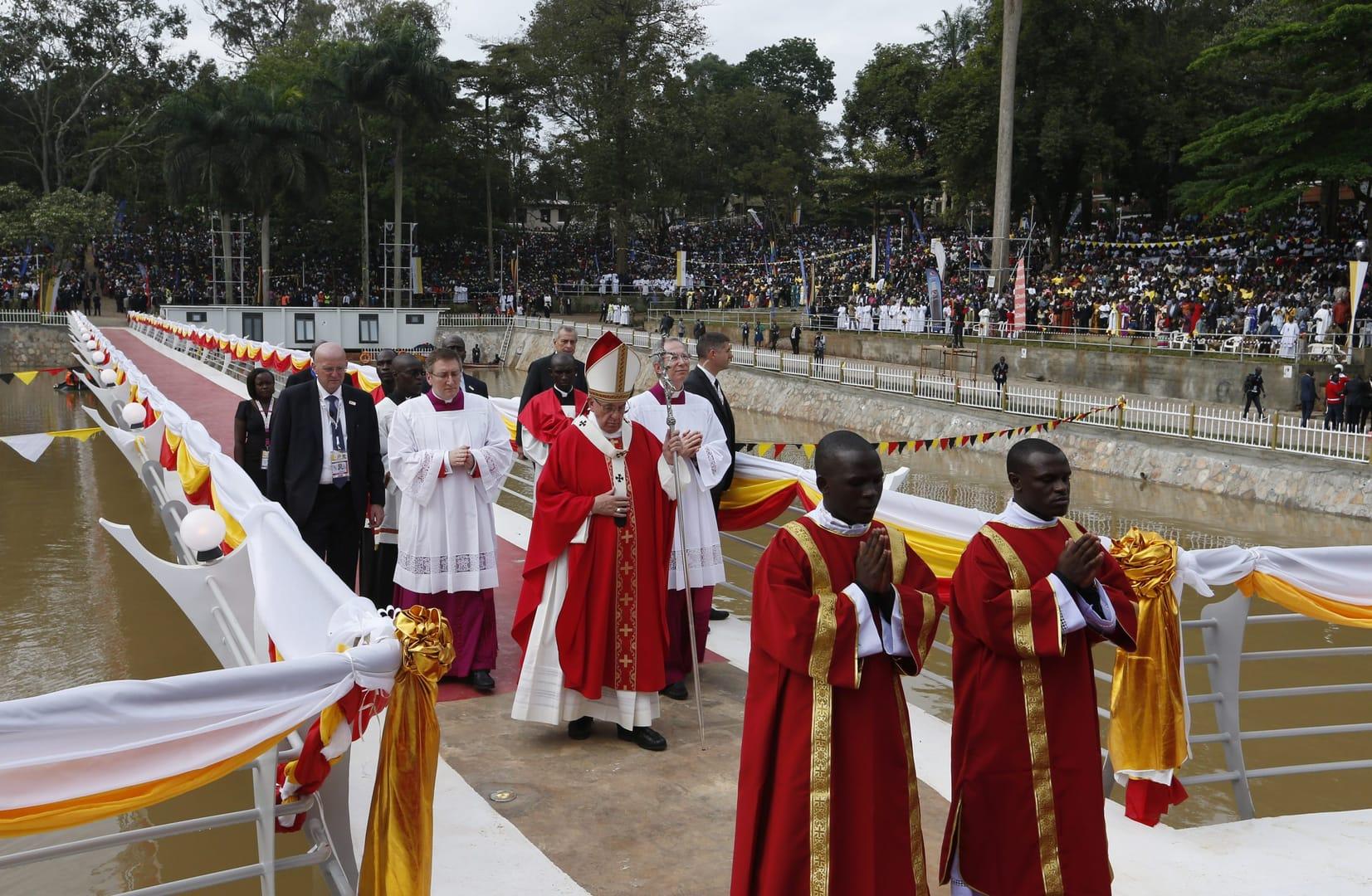Uganda bans alcohol sales around martyrs shrine