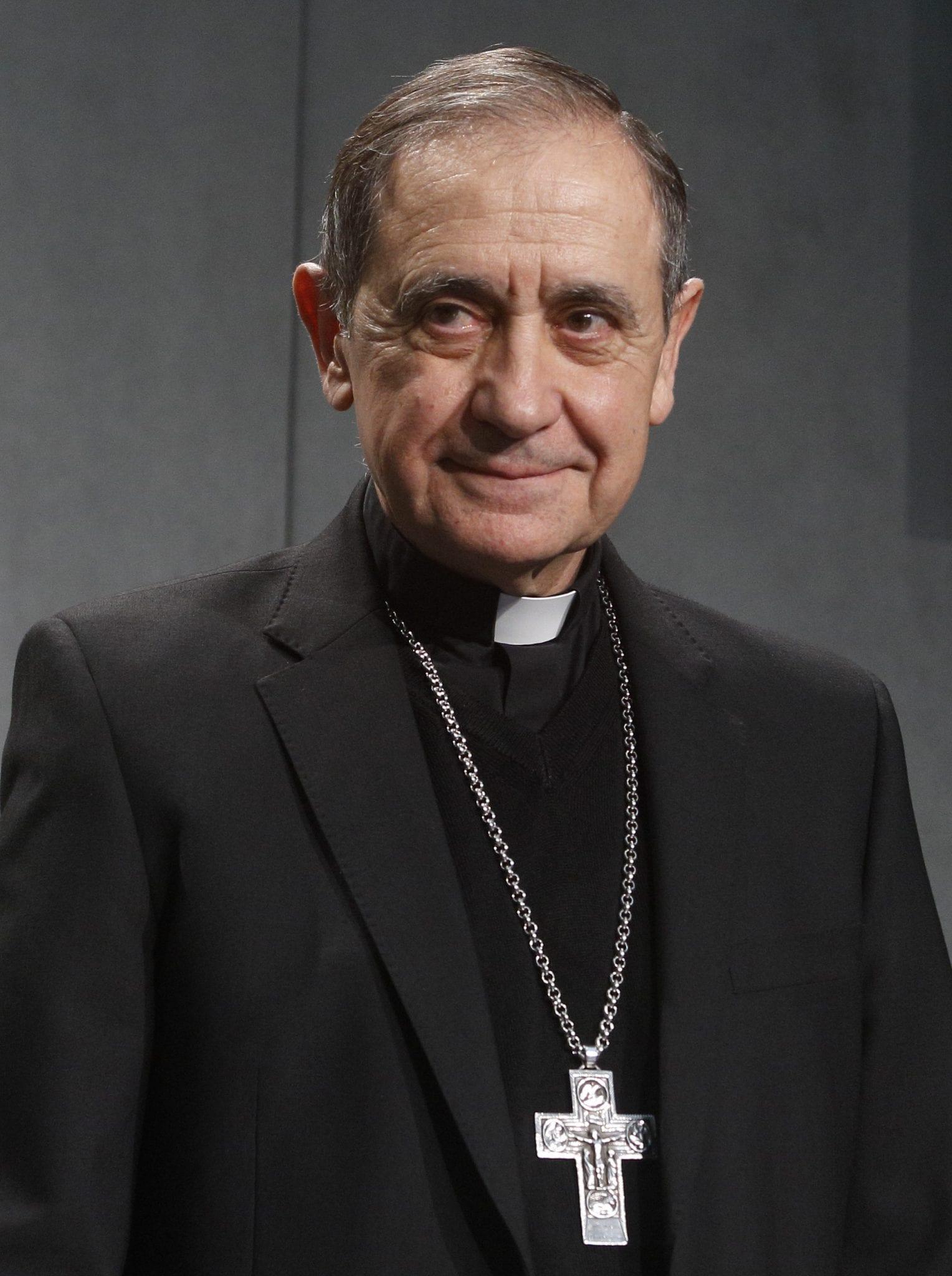 Official looks at meaning, role of ‘metropolitan archbishop’