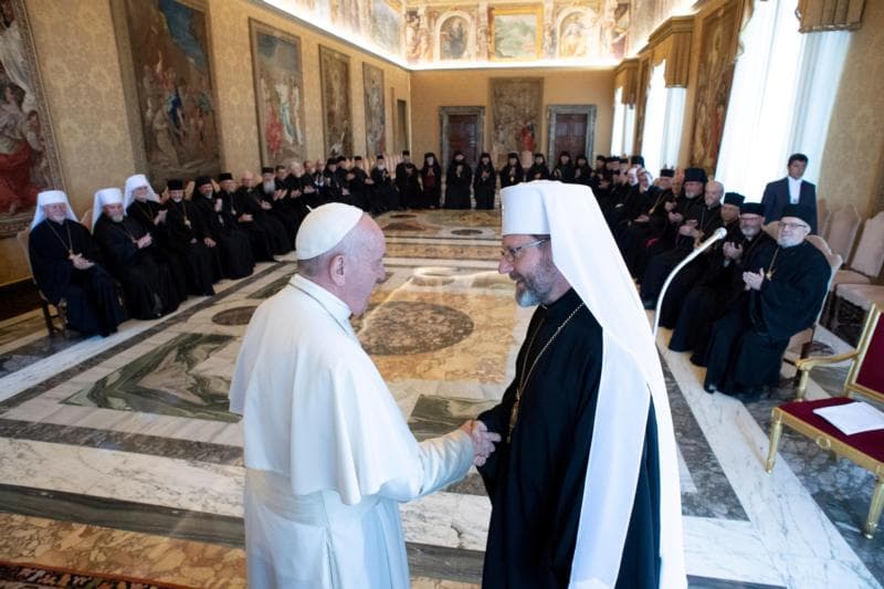 Synods are not for deal-making, but for listening to Spirit, pope says