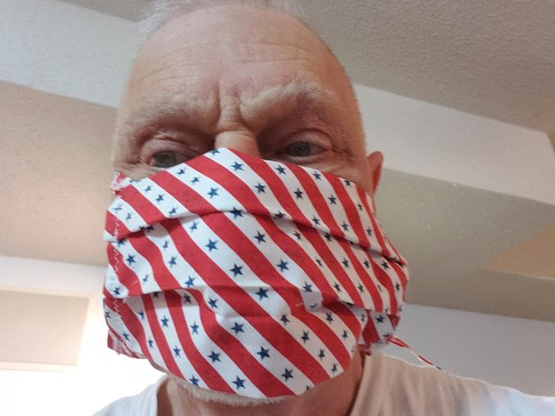 Veteran learns to use sewing machines he rebuilt so he can make face masks