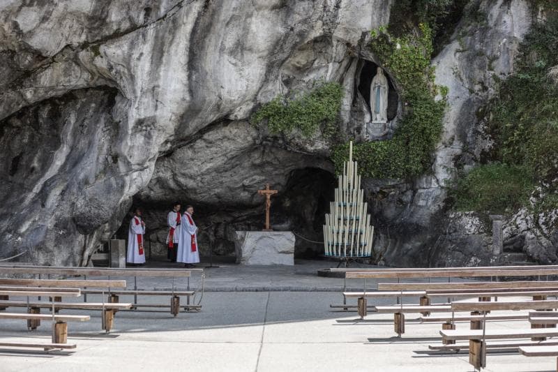 Catholic holy site Lourdes holds first online pilgrimage