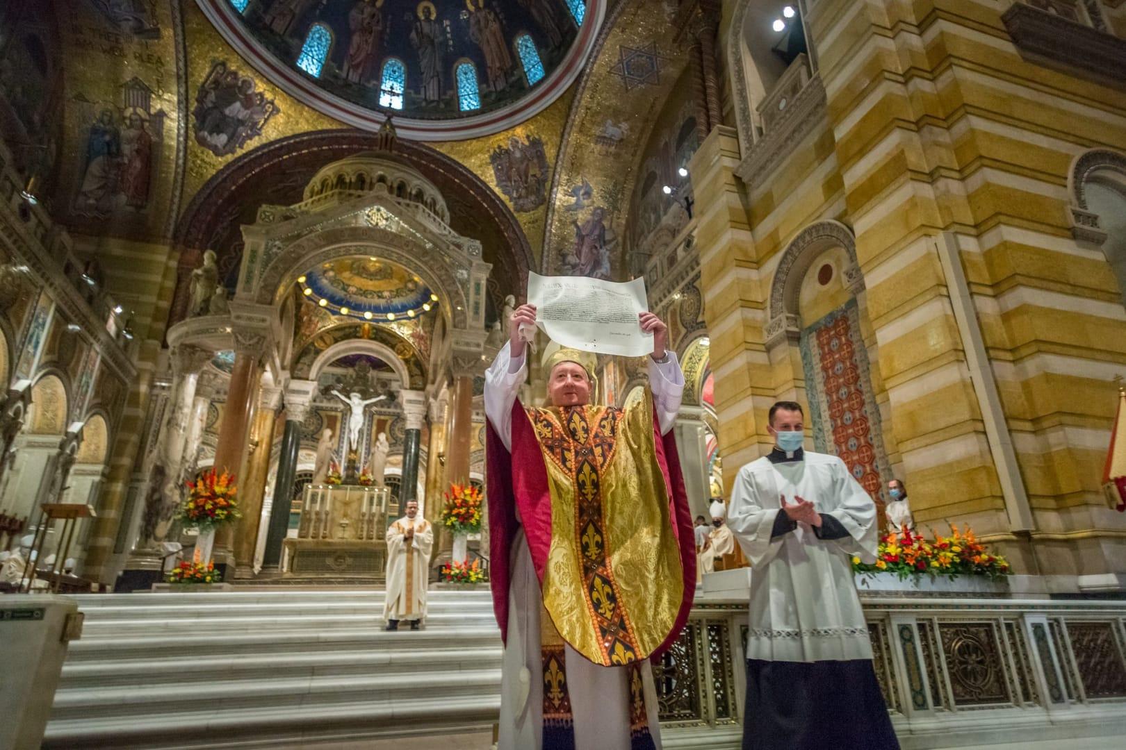 Archbishop Rozanski installed to lead Archdiocese of St. Louis
