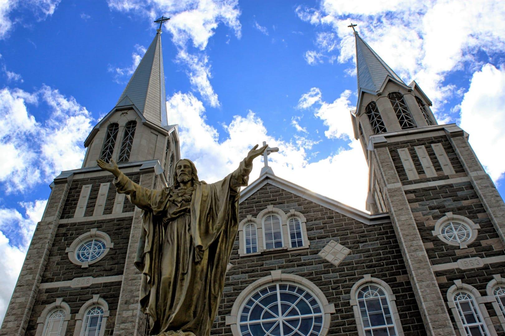 Quebec government limits churches to 50 people, 25 in riskier regions