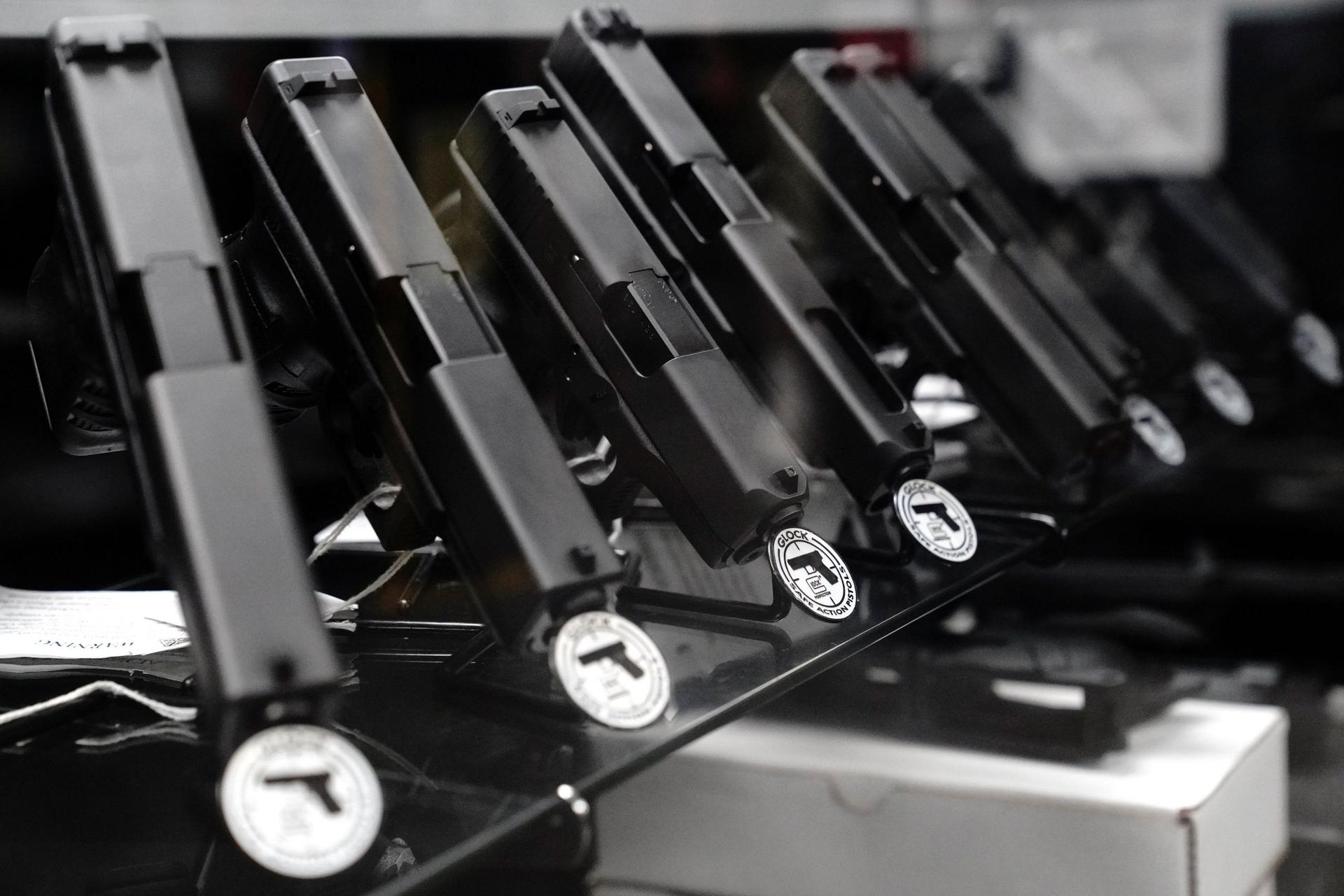 Texas bishops oppose bill that would end handgun permit requirement