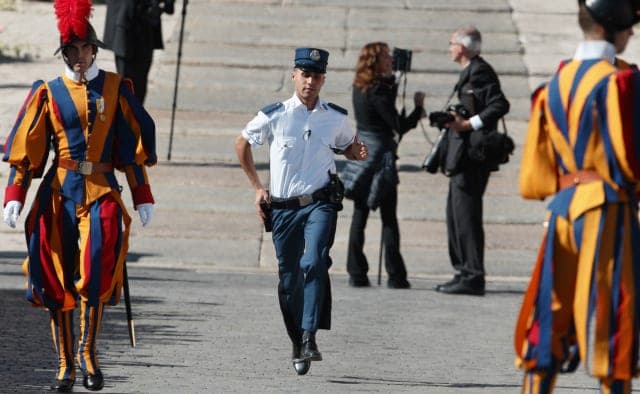 Vatican City PD: Gendarmes continue centuries-old military tradition