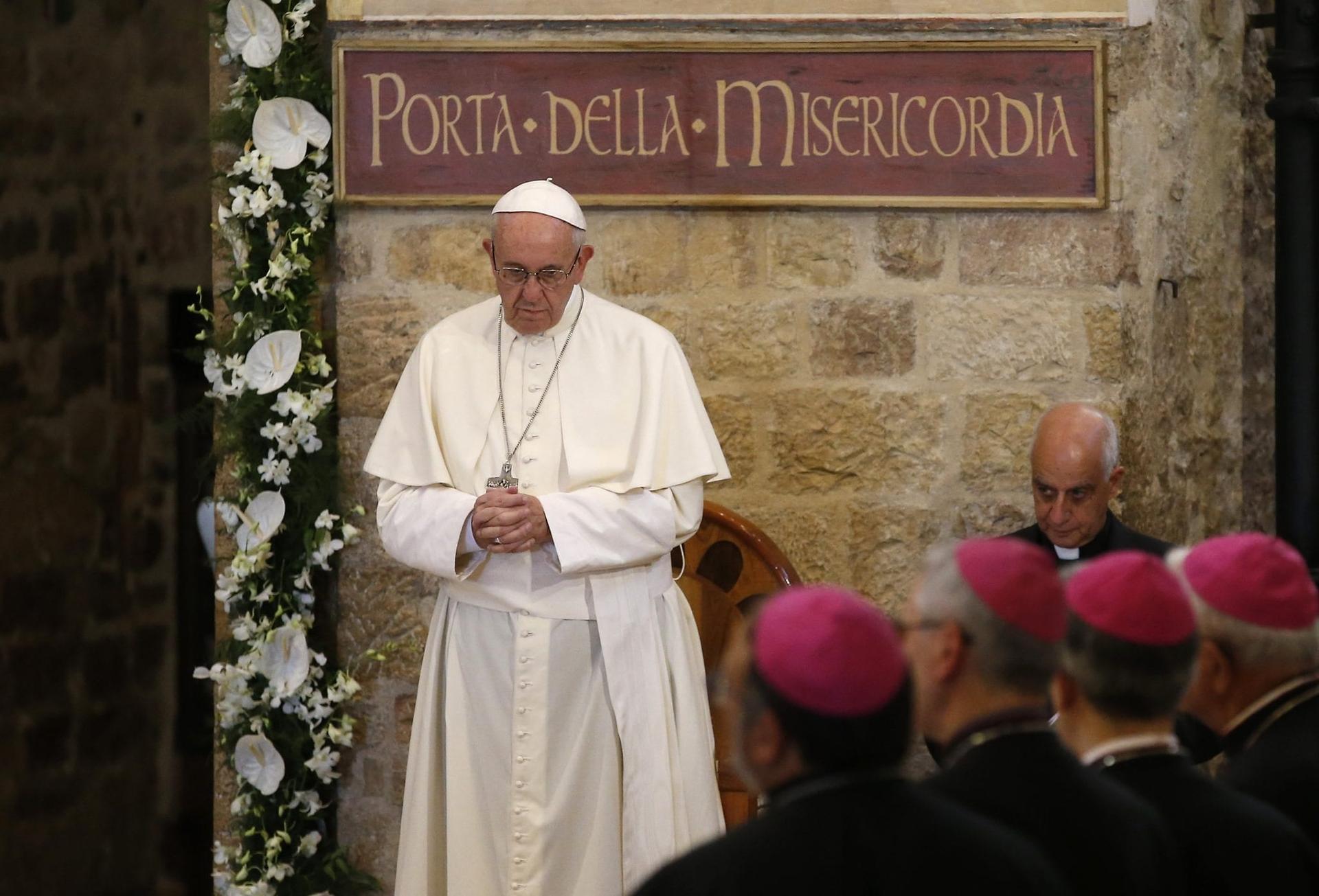 A pope named Francis proves boon for Assisi tourism