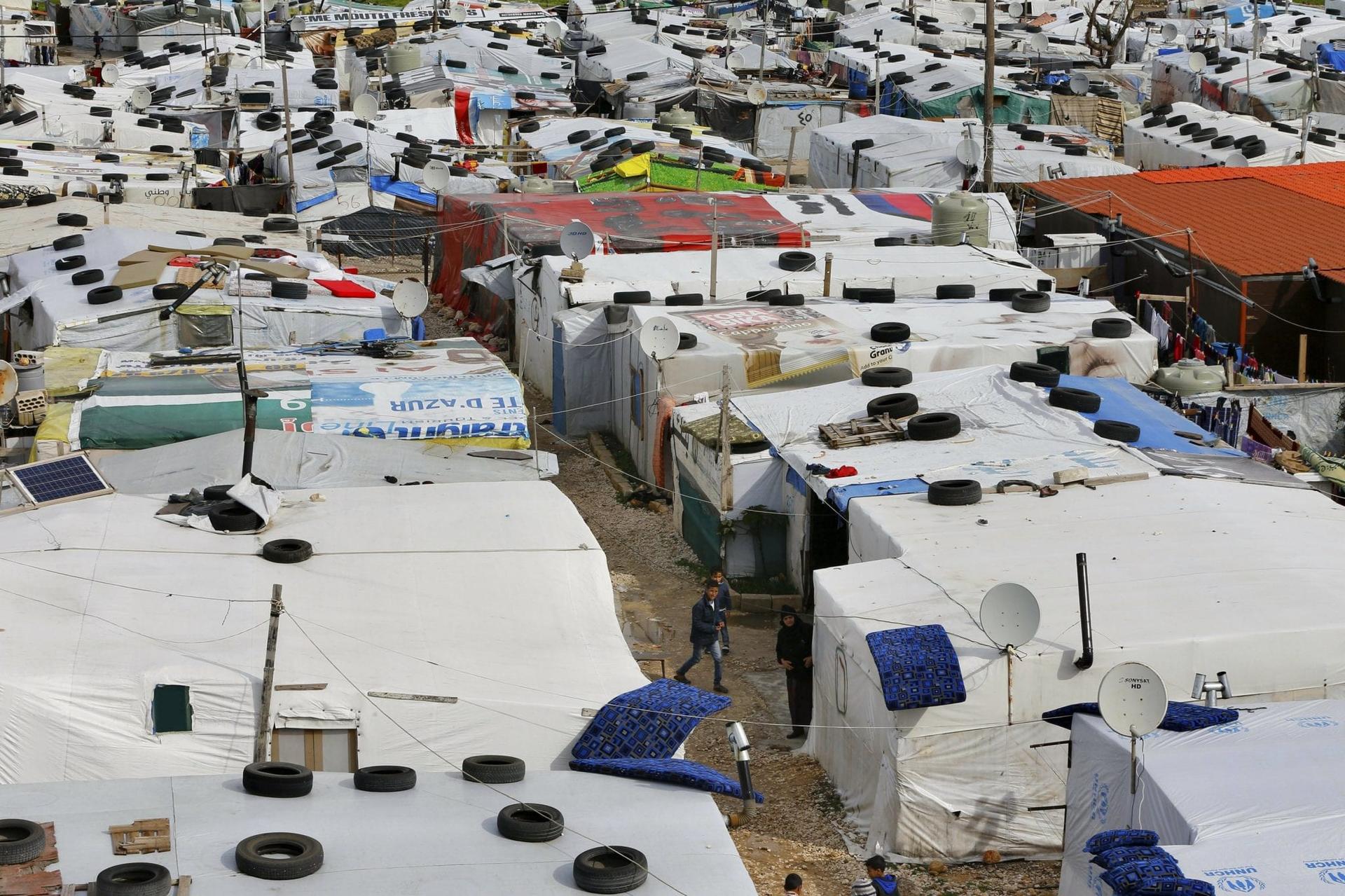 After 8 years, refugees still reluctant to return to Syria