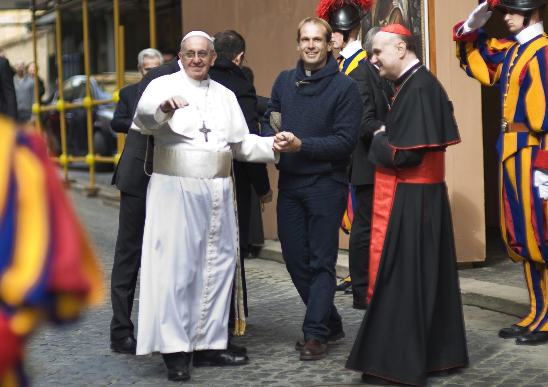 Pope’s new aide is priest who worked with street kids