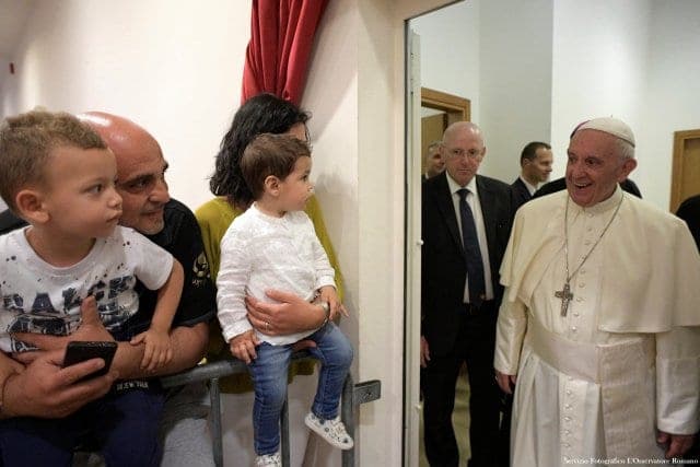 Pope: Christians without tenderness, respect are serpents who divide