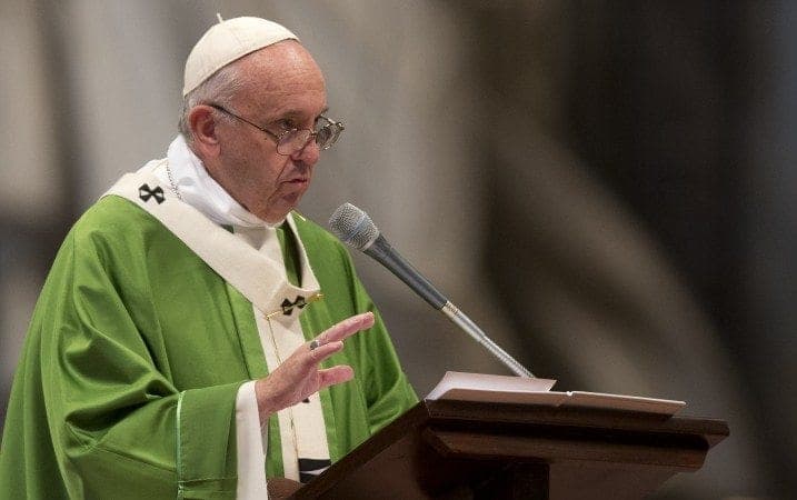 Despite short shrift in ‘Amoris’, Francis sees mercy for gays too