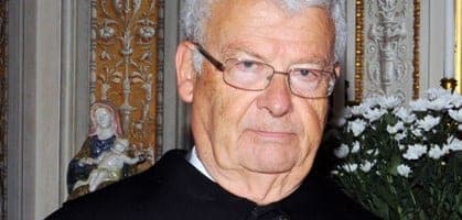 Knights of Malta chief says it was Burke who asked official to resign