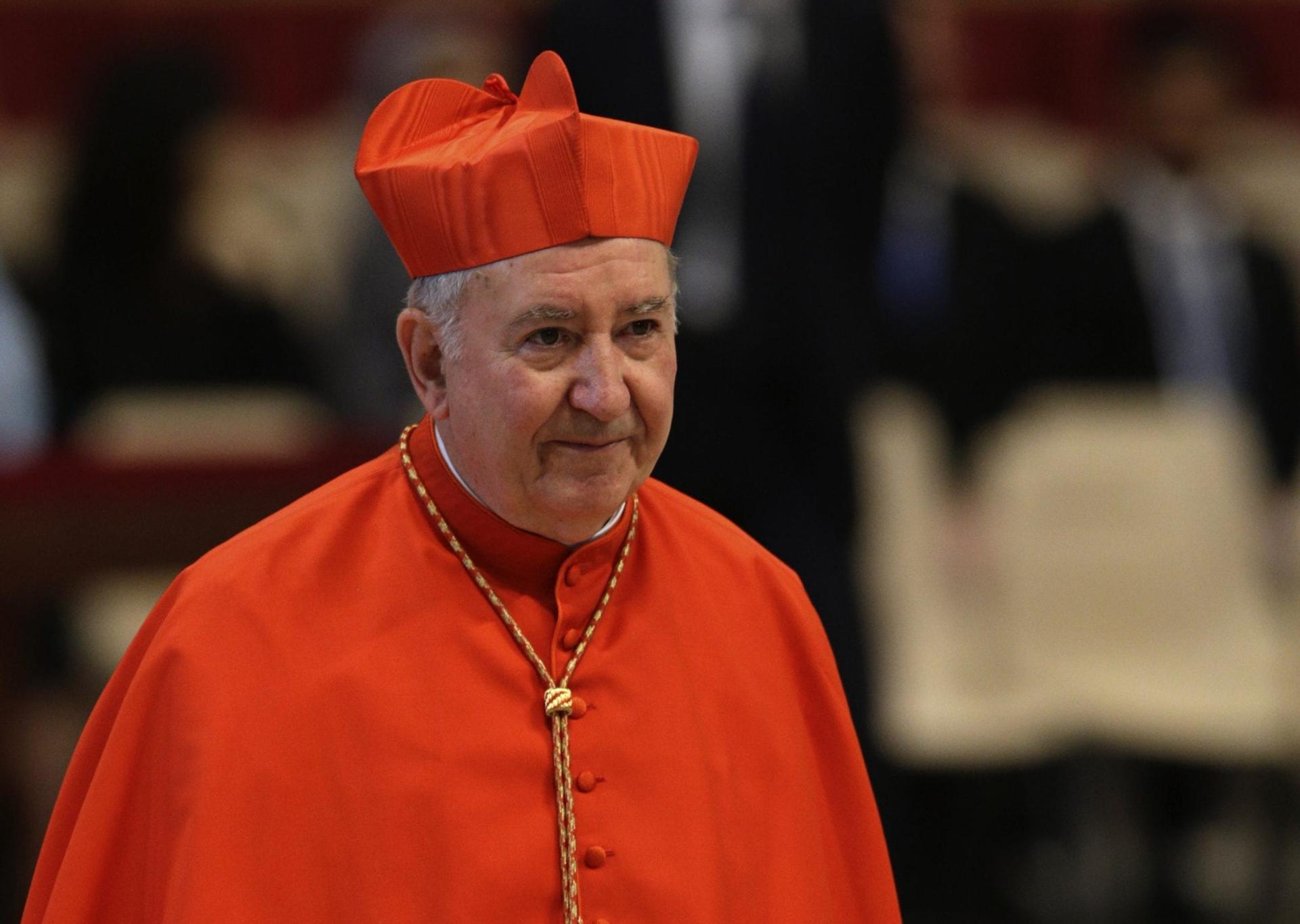 Chile cardinal seeks to deflect criticism for pope’s trip
