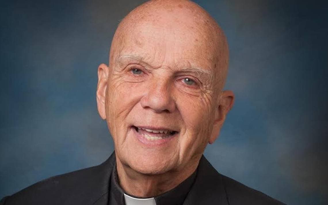 82-year-old priest attacked and robbed outside Kansas City church