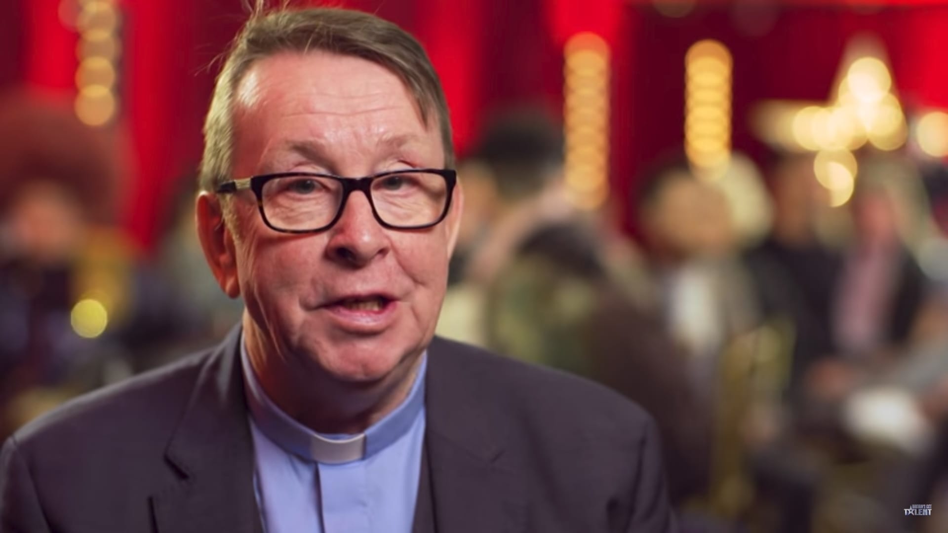 Viral singing priest hopes Pope will spark new vocations in Ireland
