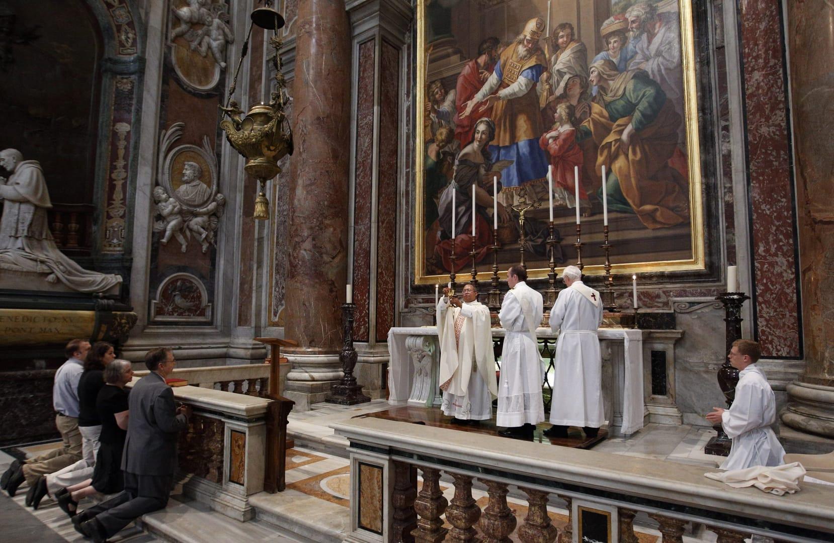 Cardinal keeps limits on private Masses in St. Peter’s, allows exceptions