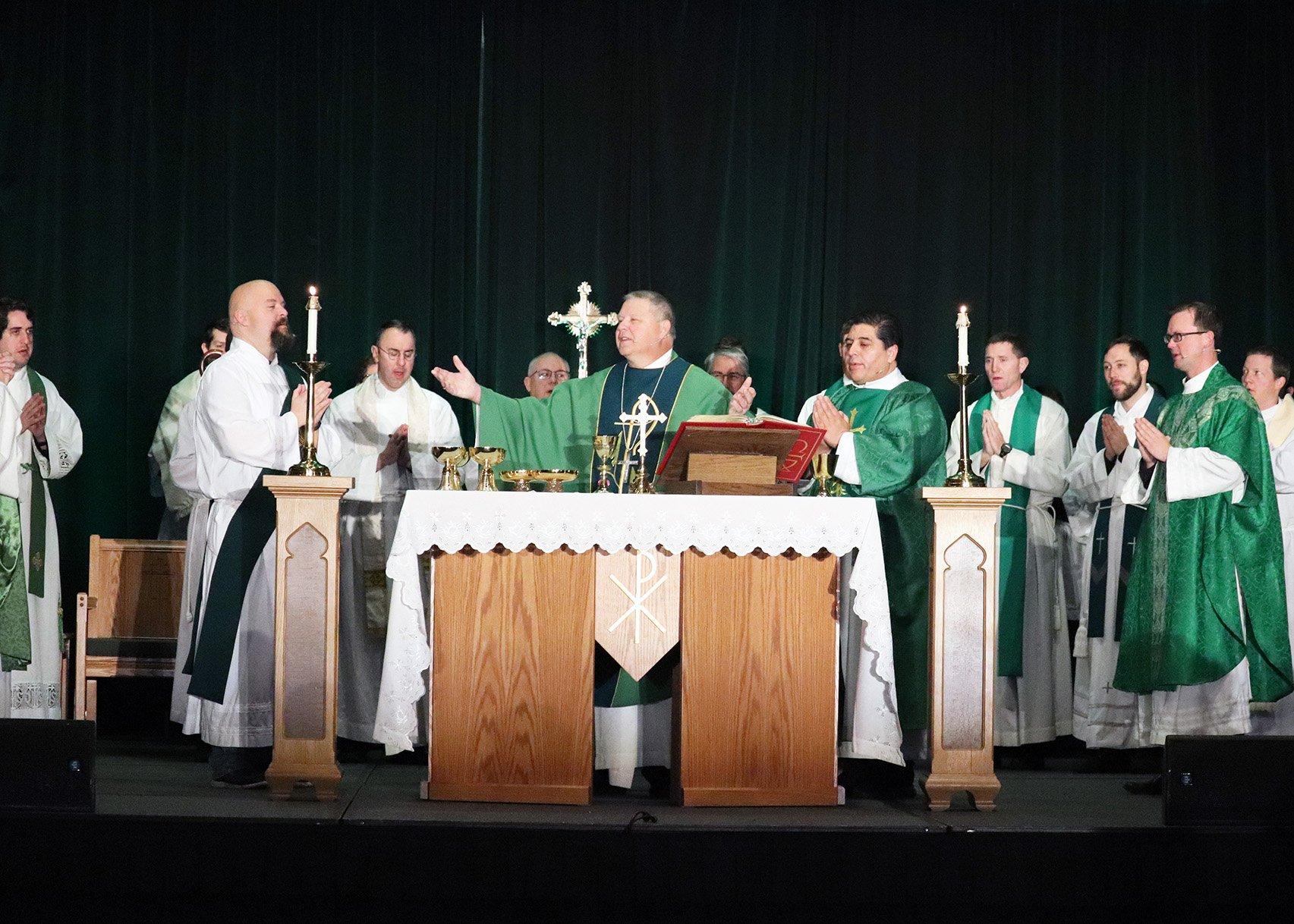 Bishop urges SEEK22 attendees to always remember Jesus’ invitation