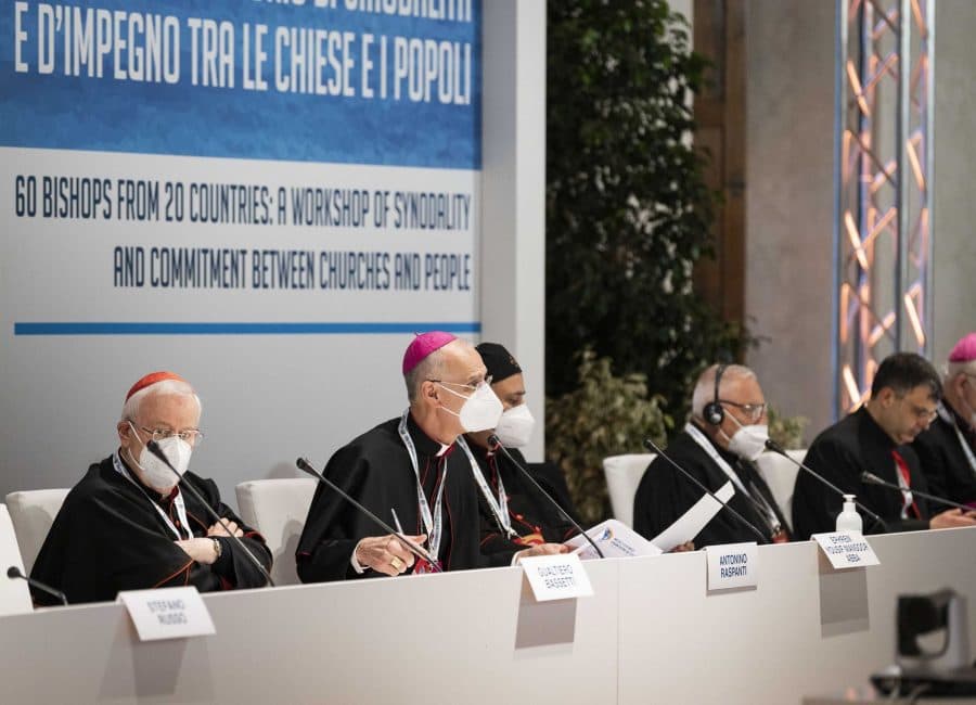 Bishops, mayors say Europe can’t ignore Mediterranean region