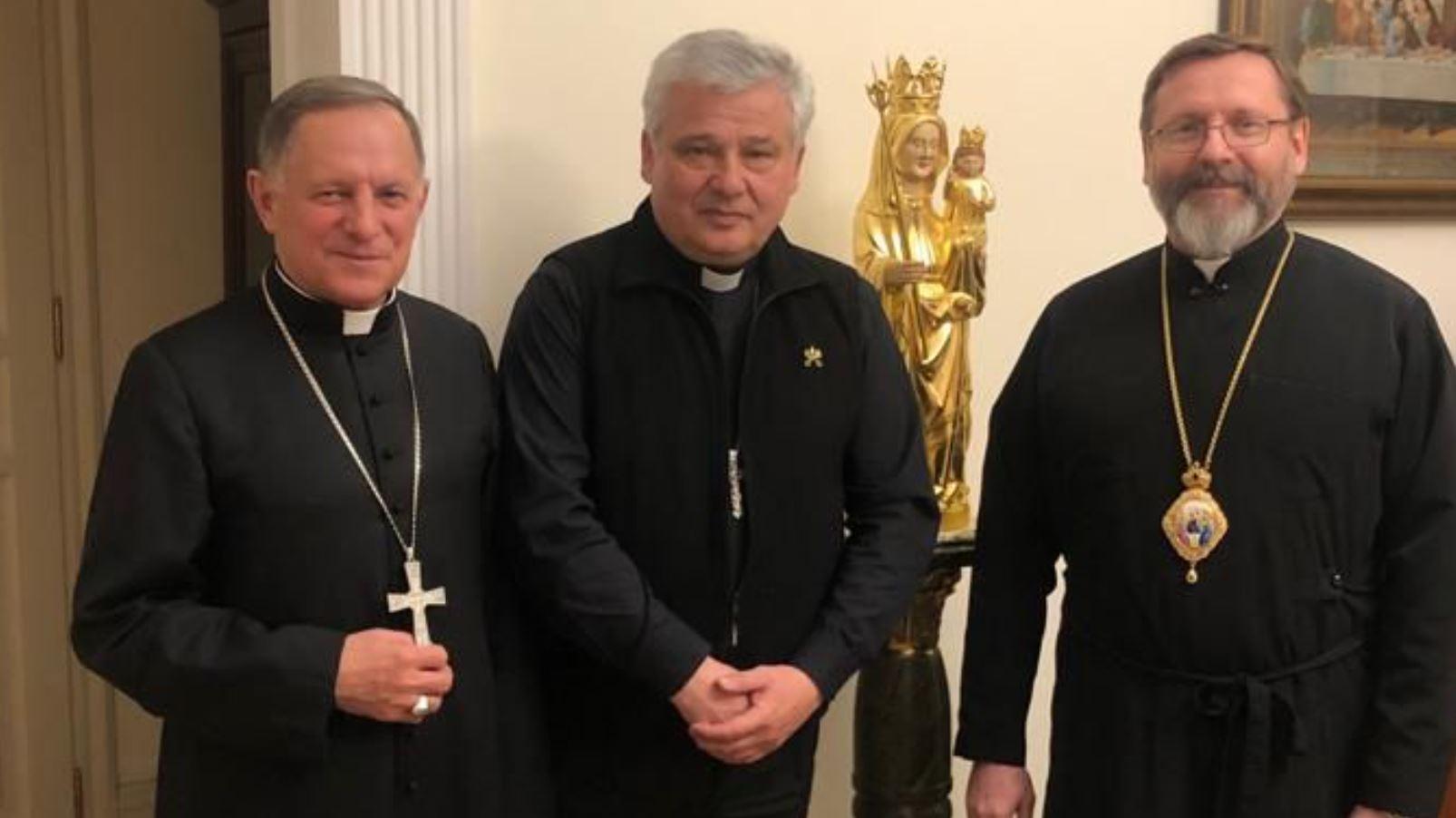 Papal envoy arrives in Ukraine, meets with archbishops in Lviv