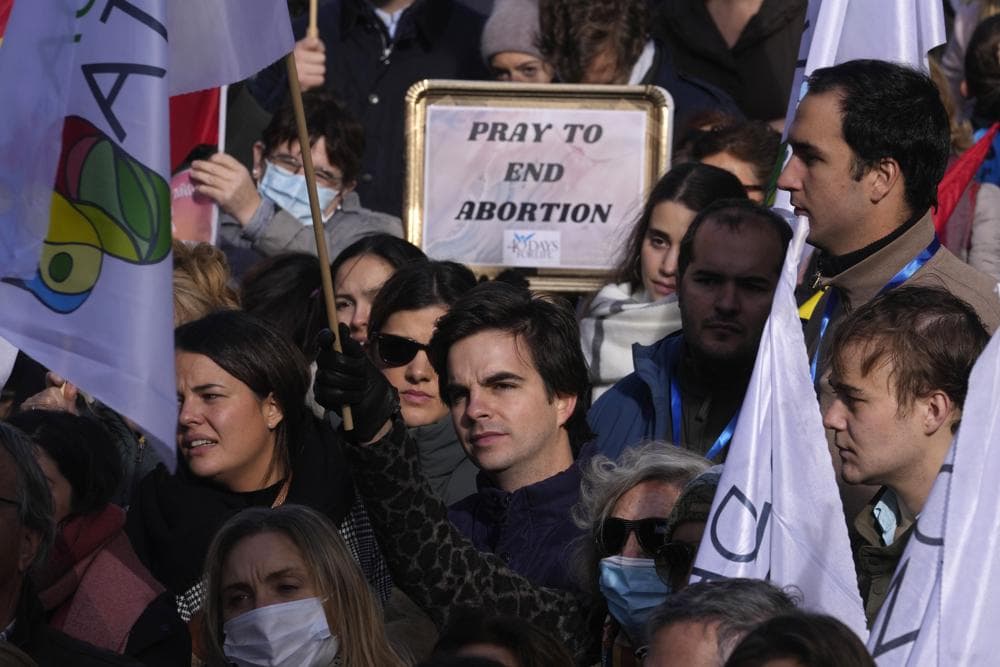 Spain prepares to liberalize abortion access